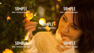 【北谷】クリスマスに彼氏とデートする美少女 写真素材